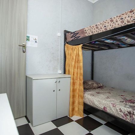 Hostel California Batumi Exterior foto